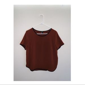 Amber // Blouse // w/ Black Outline //